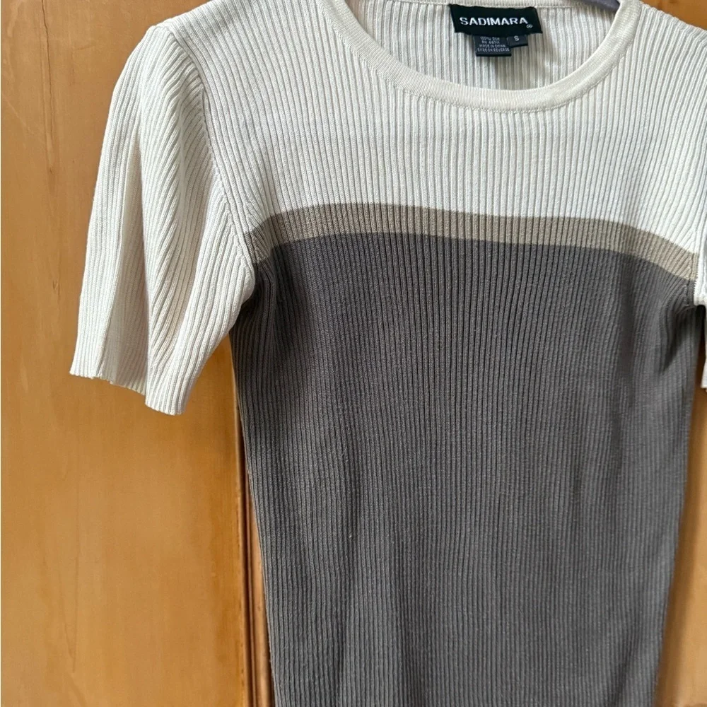 Vintage Two-Tone Ribbed silk Knit Top 90s stripe front EUC